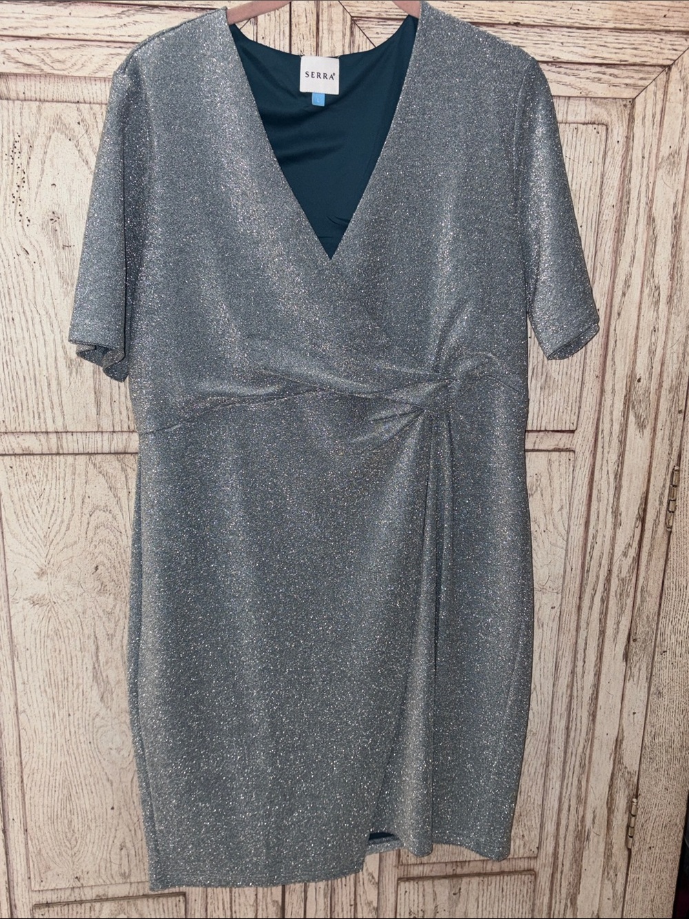 Serra Silver Metallic V-Neck Midi Dress. Size large